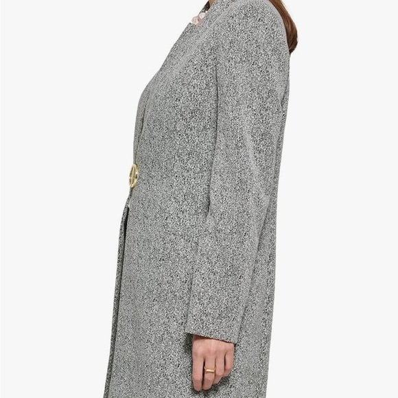Women's Gray Coat - Picture 5 of 8